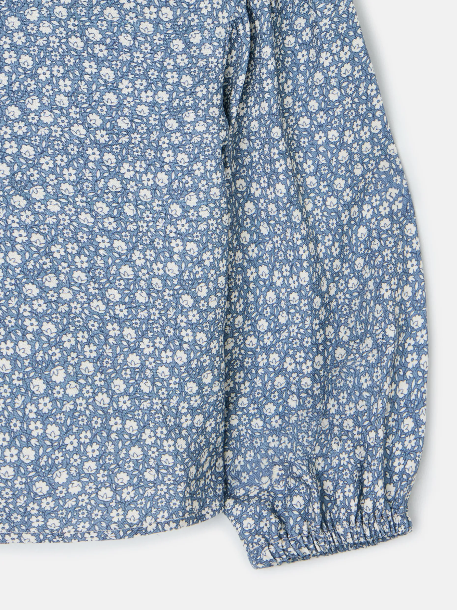 Blusa girl estampado flores azul claro