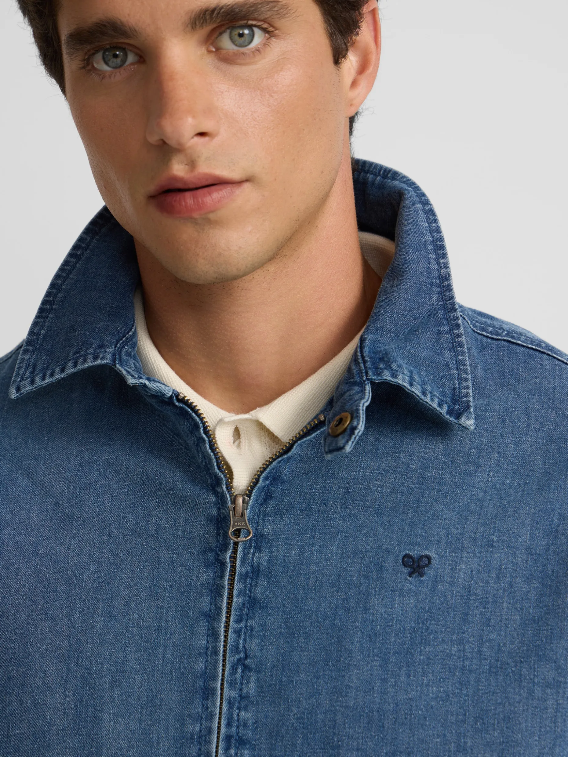Bomber vaquera desgastada azul