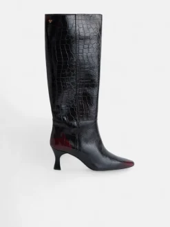 Bota alta piel coco negra