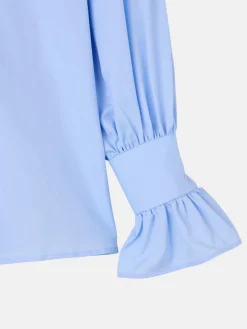 Camisa detalle puño celeste