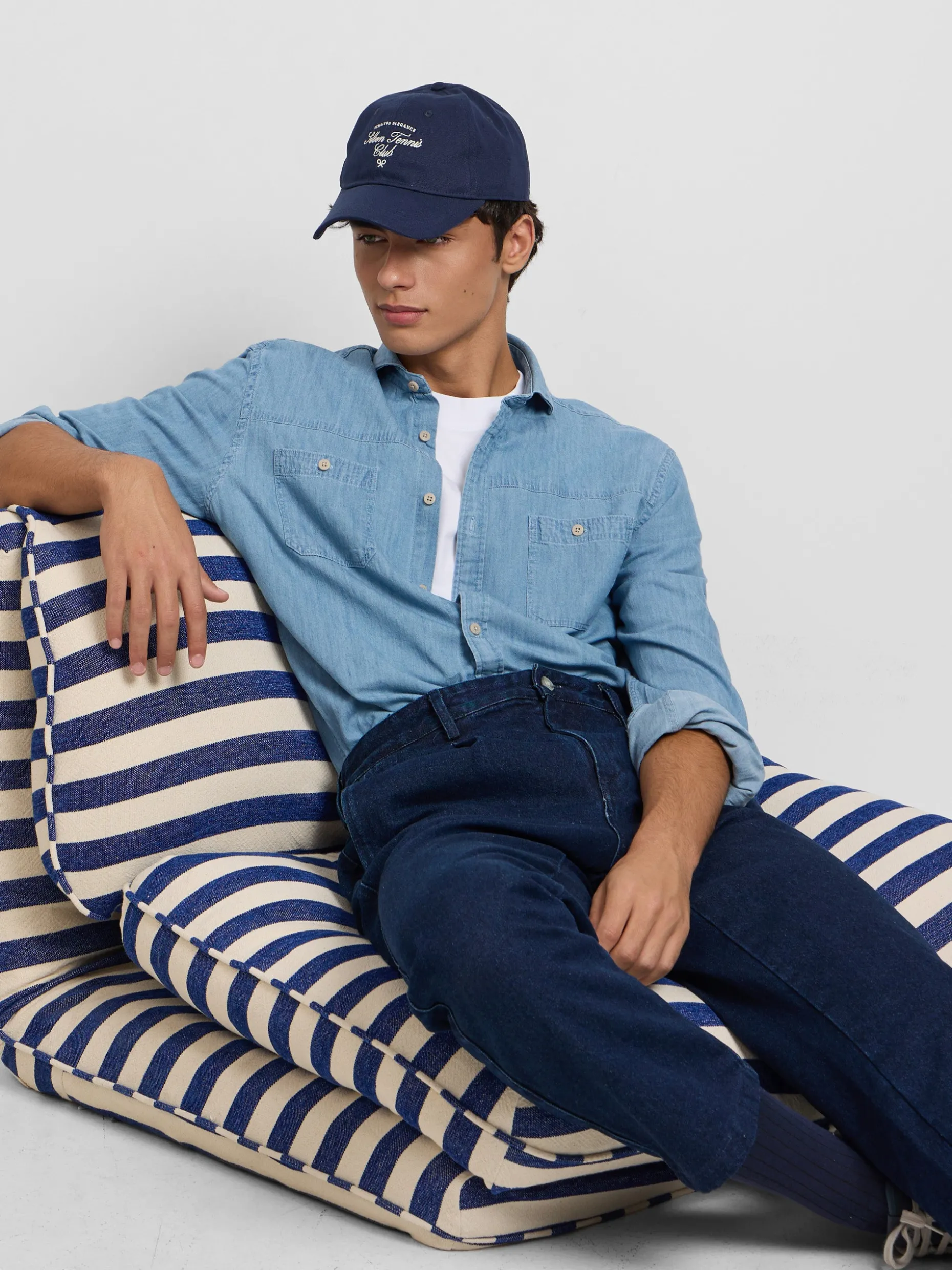 Camisa sport denim bolsillos azul claro