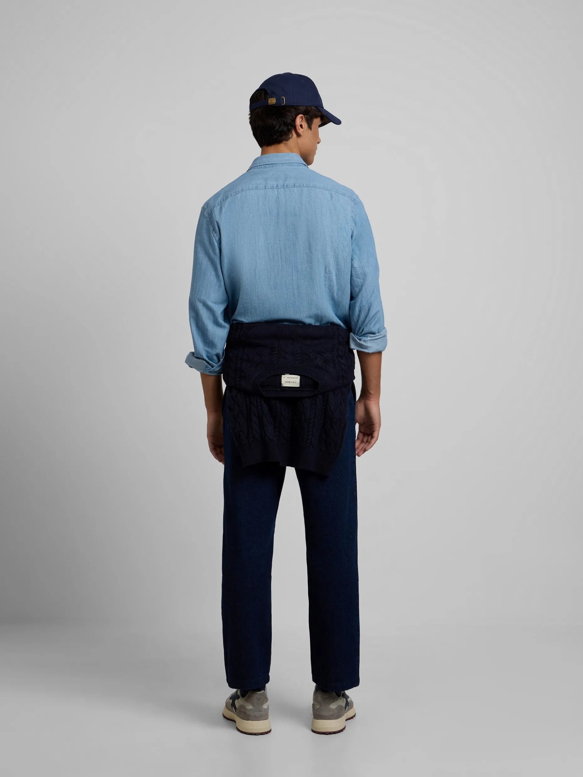 Camisa sport denim bolsillos azul claro