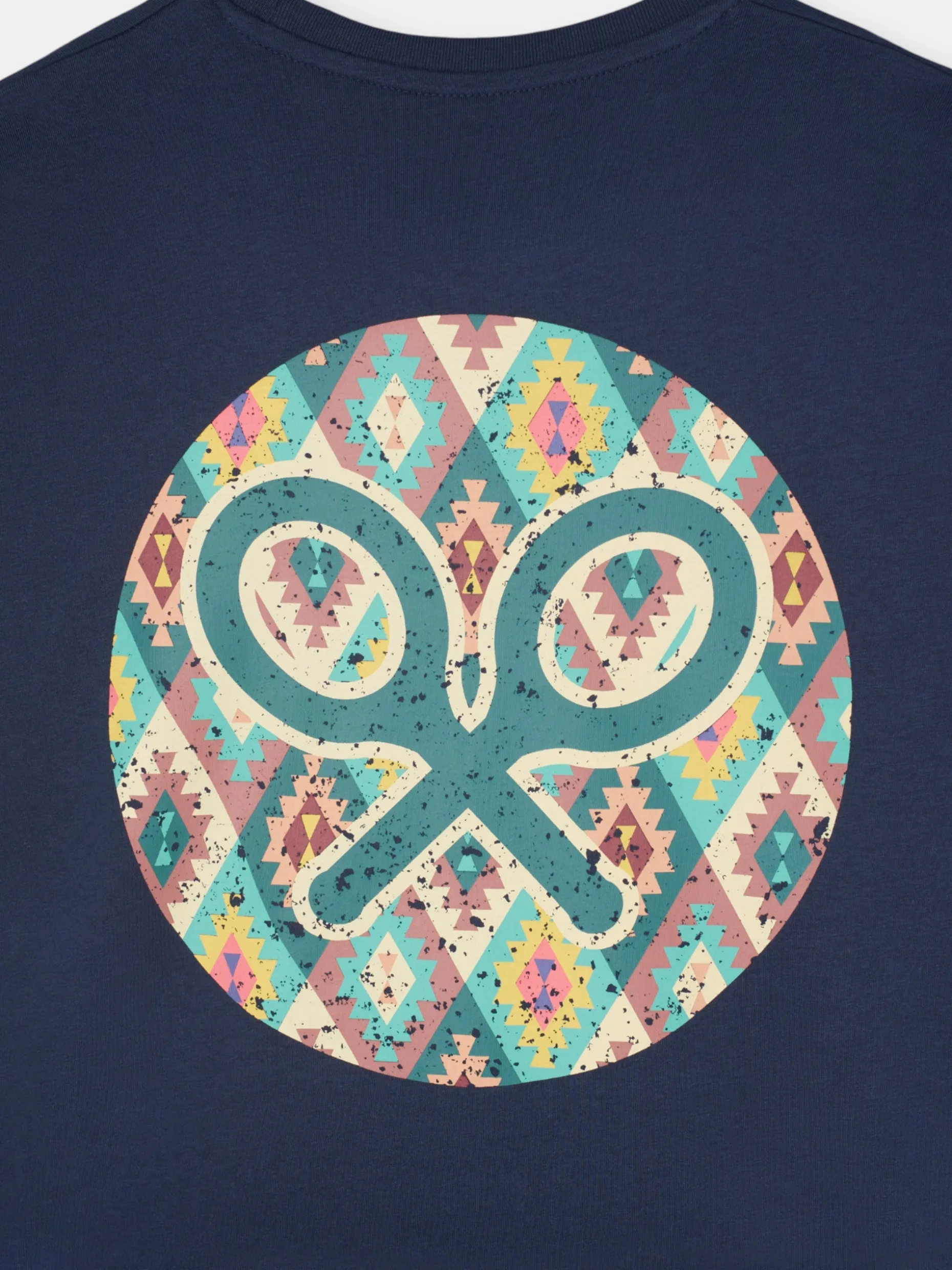 Camiseta circulo etnico multicolor azul marino