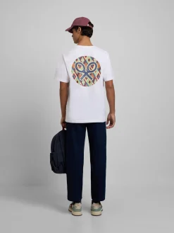 Camiseta circulo etnico multicolor blanca