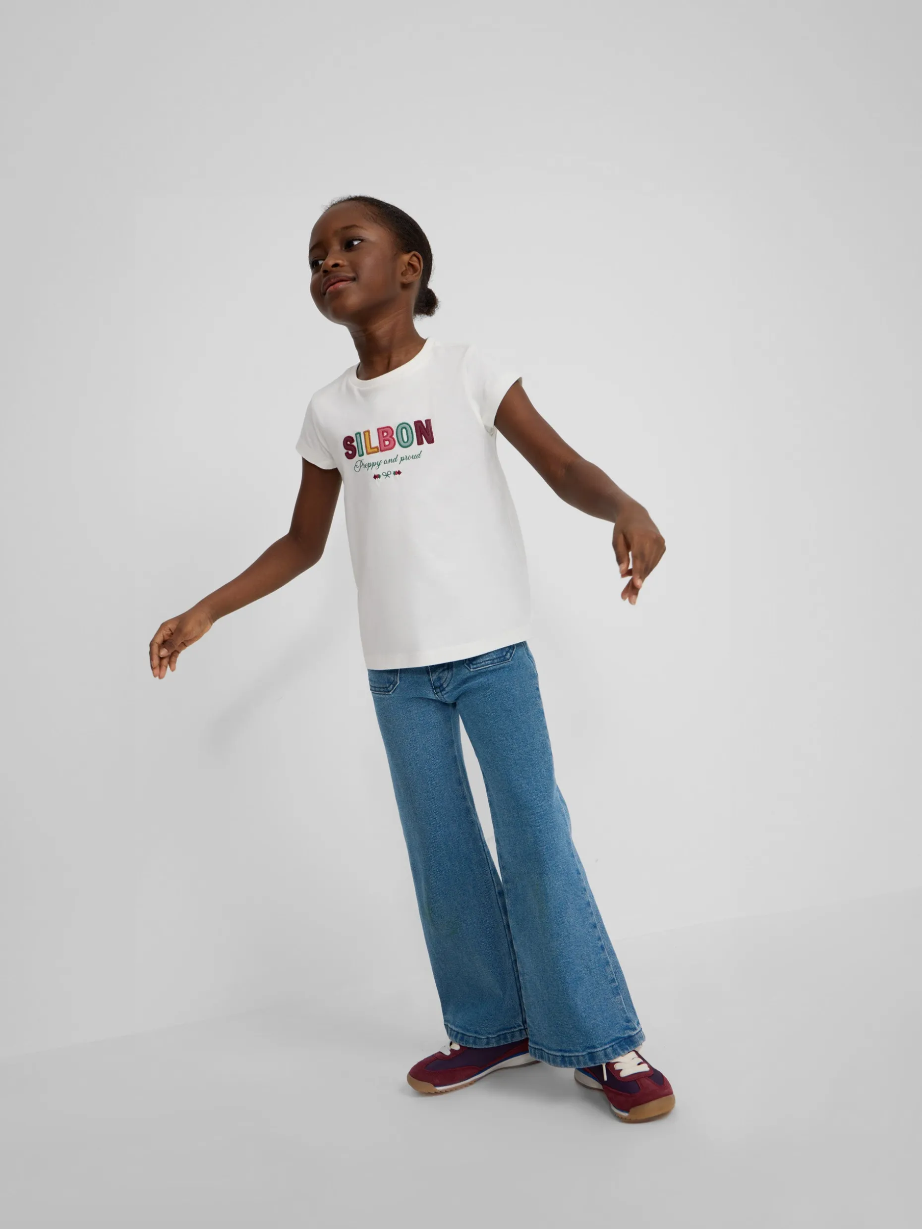 Camiseta girl letras silbon blanca