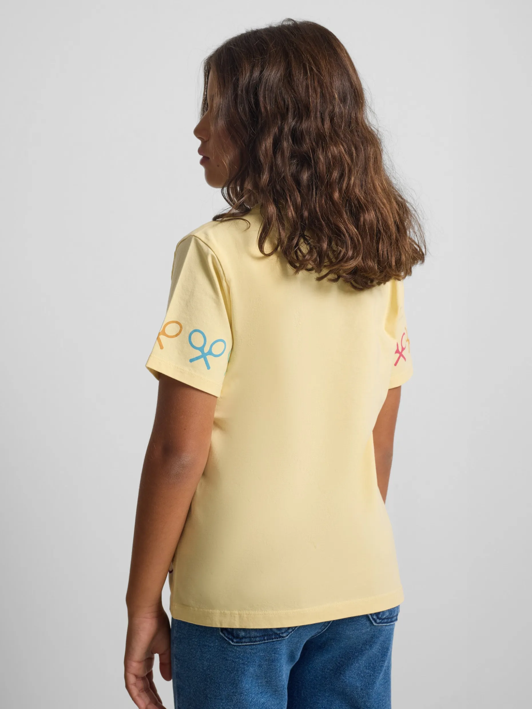 Camiseta girl raquetas multicolor amarilla