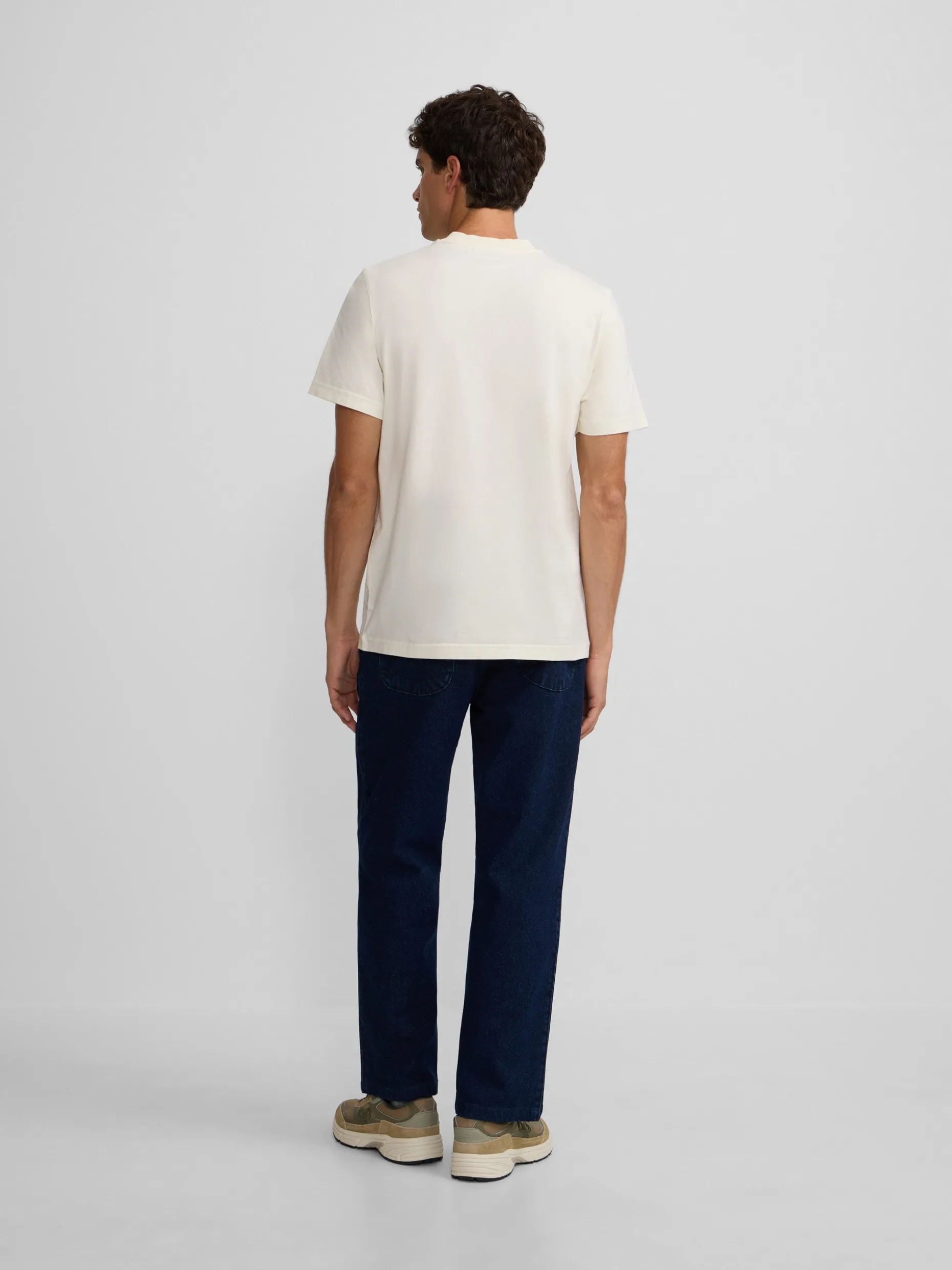 Camiseta petit hotel crema