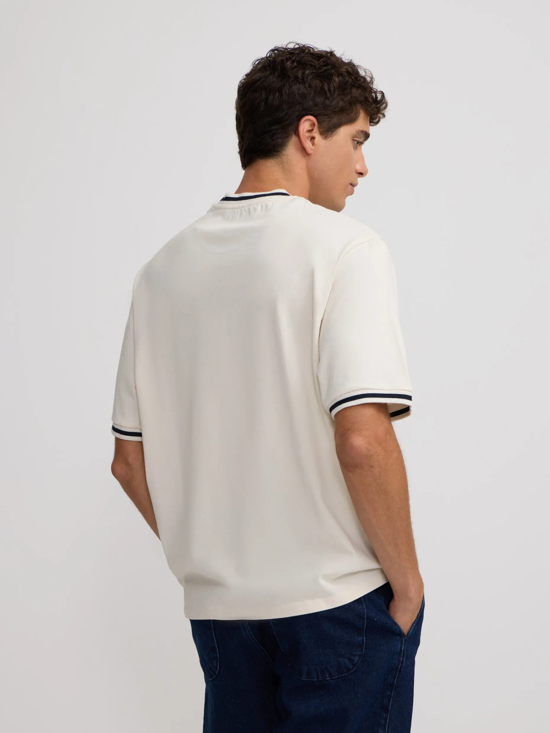 Camiseta special fit silbon sport crema