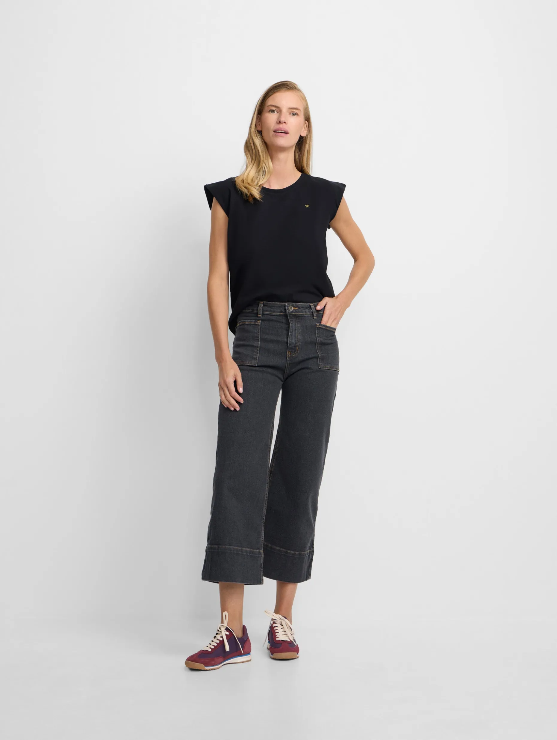 Camiseta woman sun negra