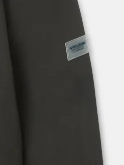 Chaqueta capucha cortavientos verde