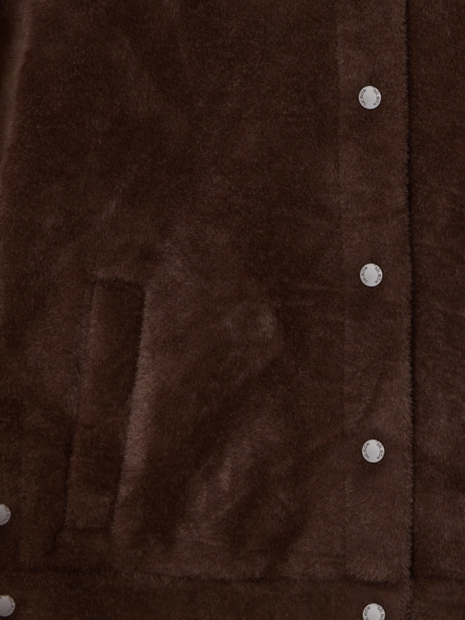Chaqueta corta pelo marron