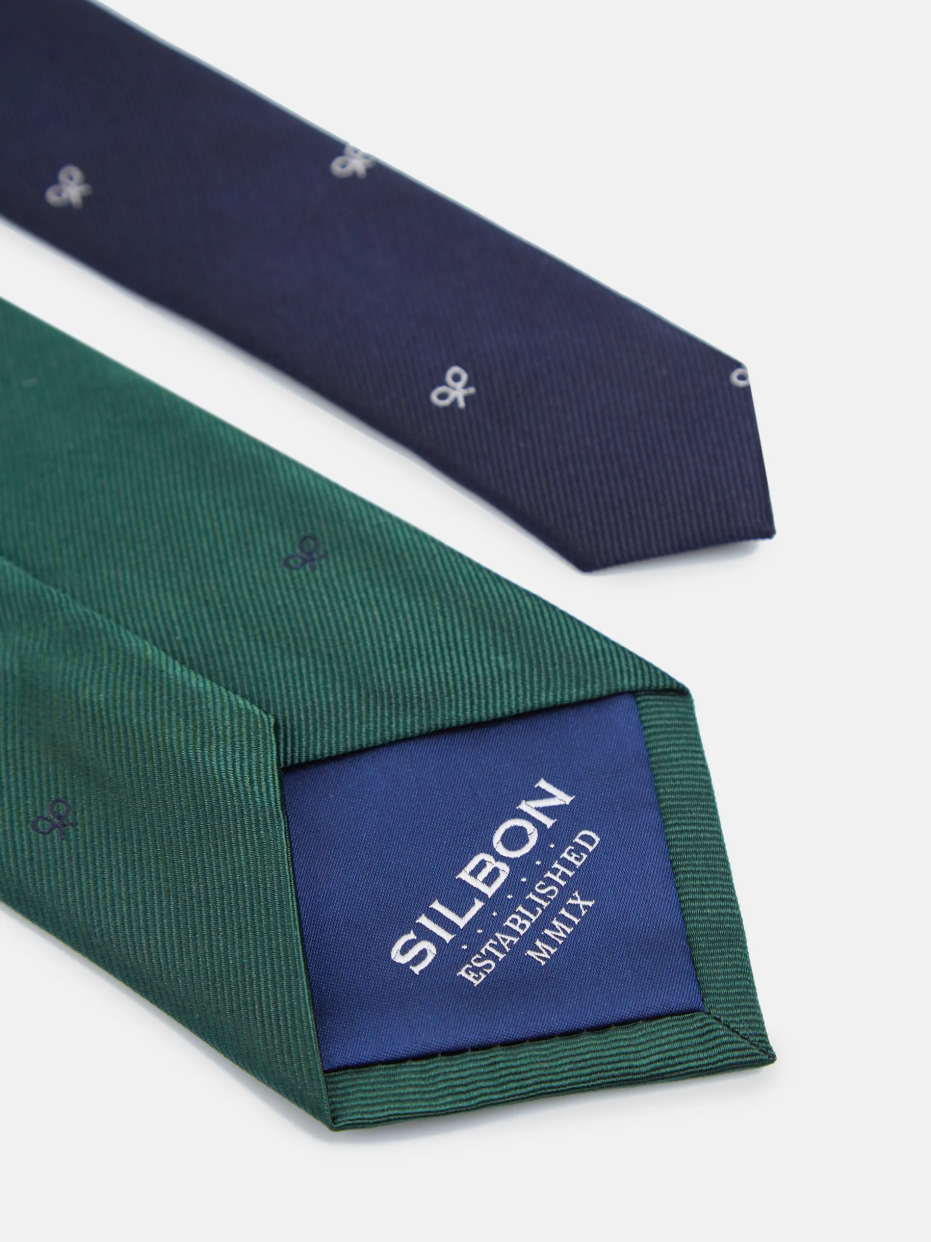 Corbata silbon motivos raquetas verde