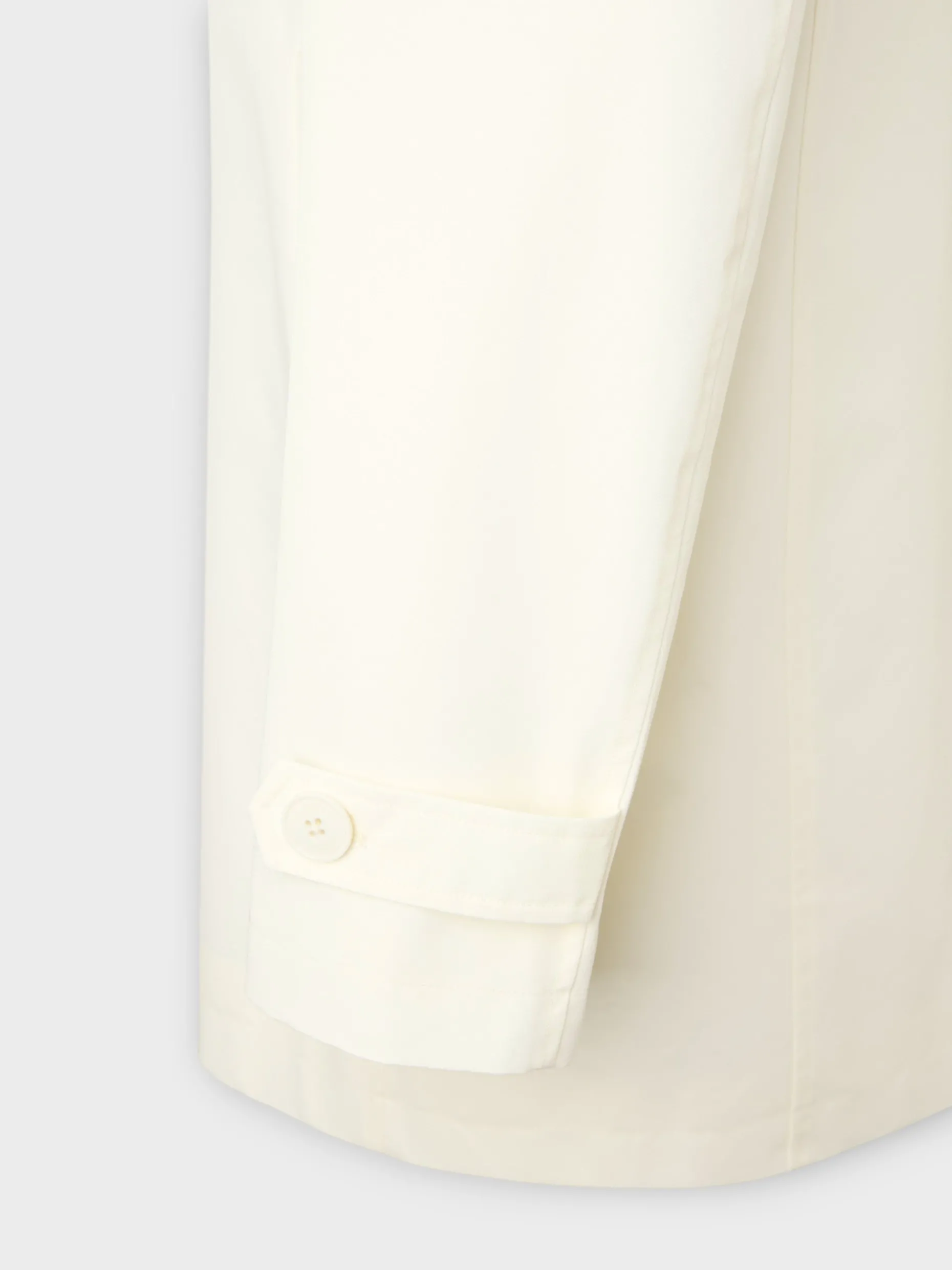 Gabardina corta beige