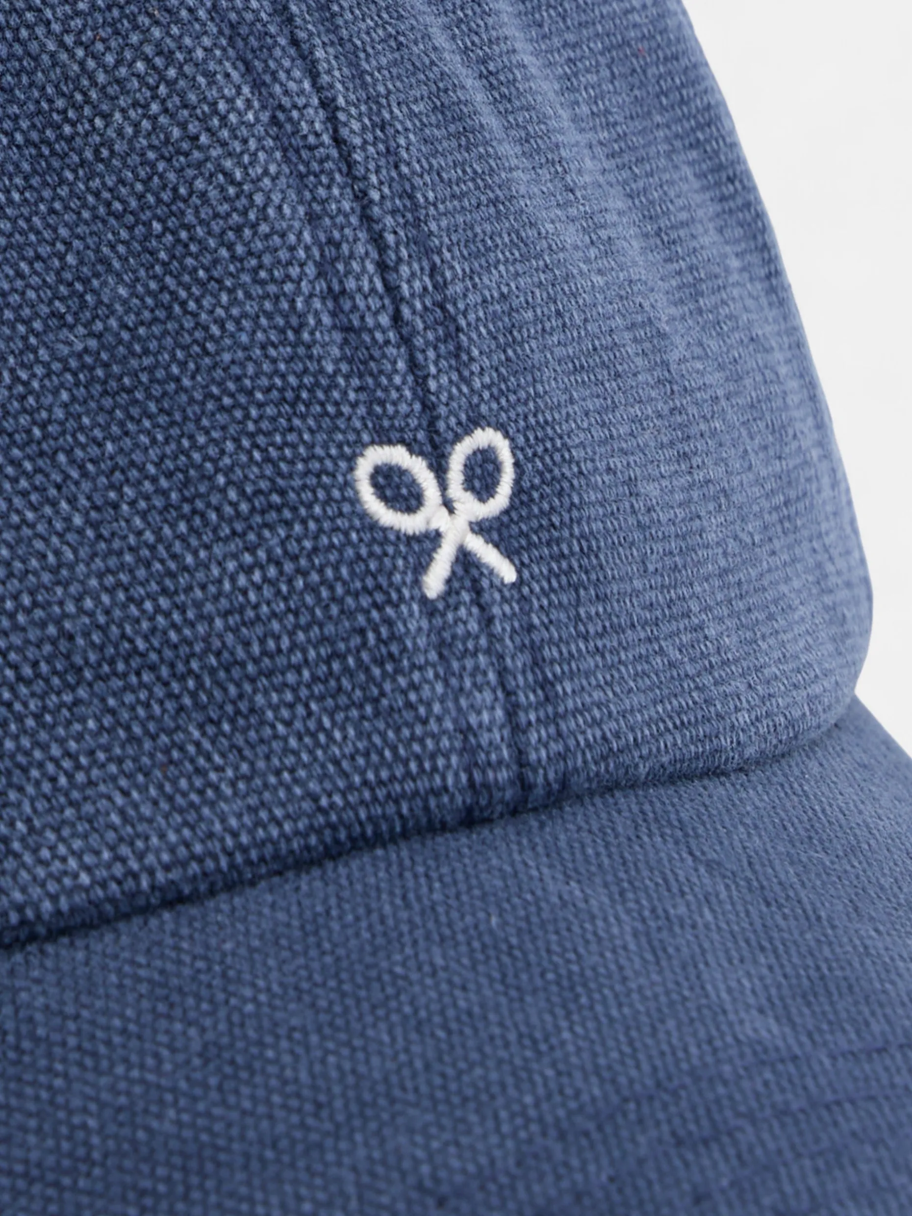 Gorra raquetas bordadas azul marino