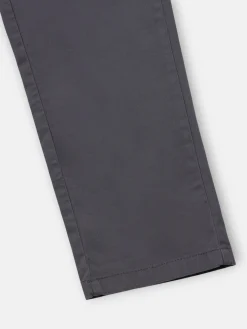 Pantalon chino casual pinzas gris oscuro