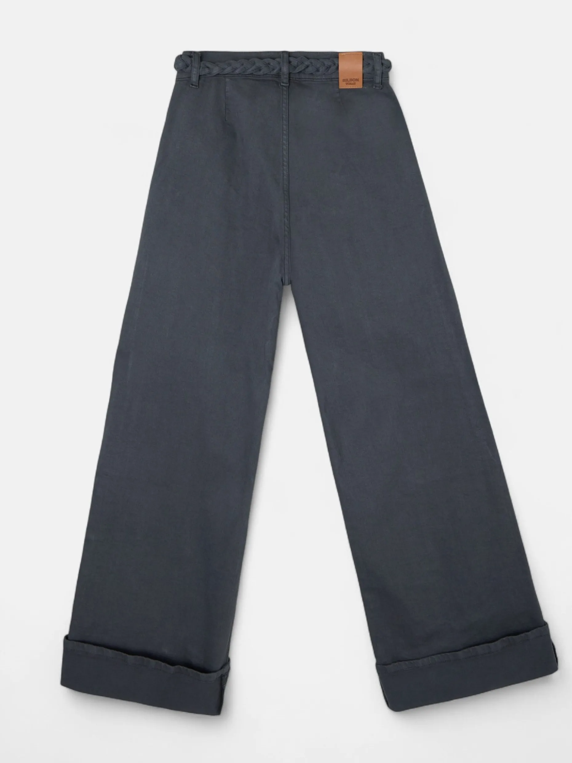 Pantalon denim cinturon trenza gris oscuro