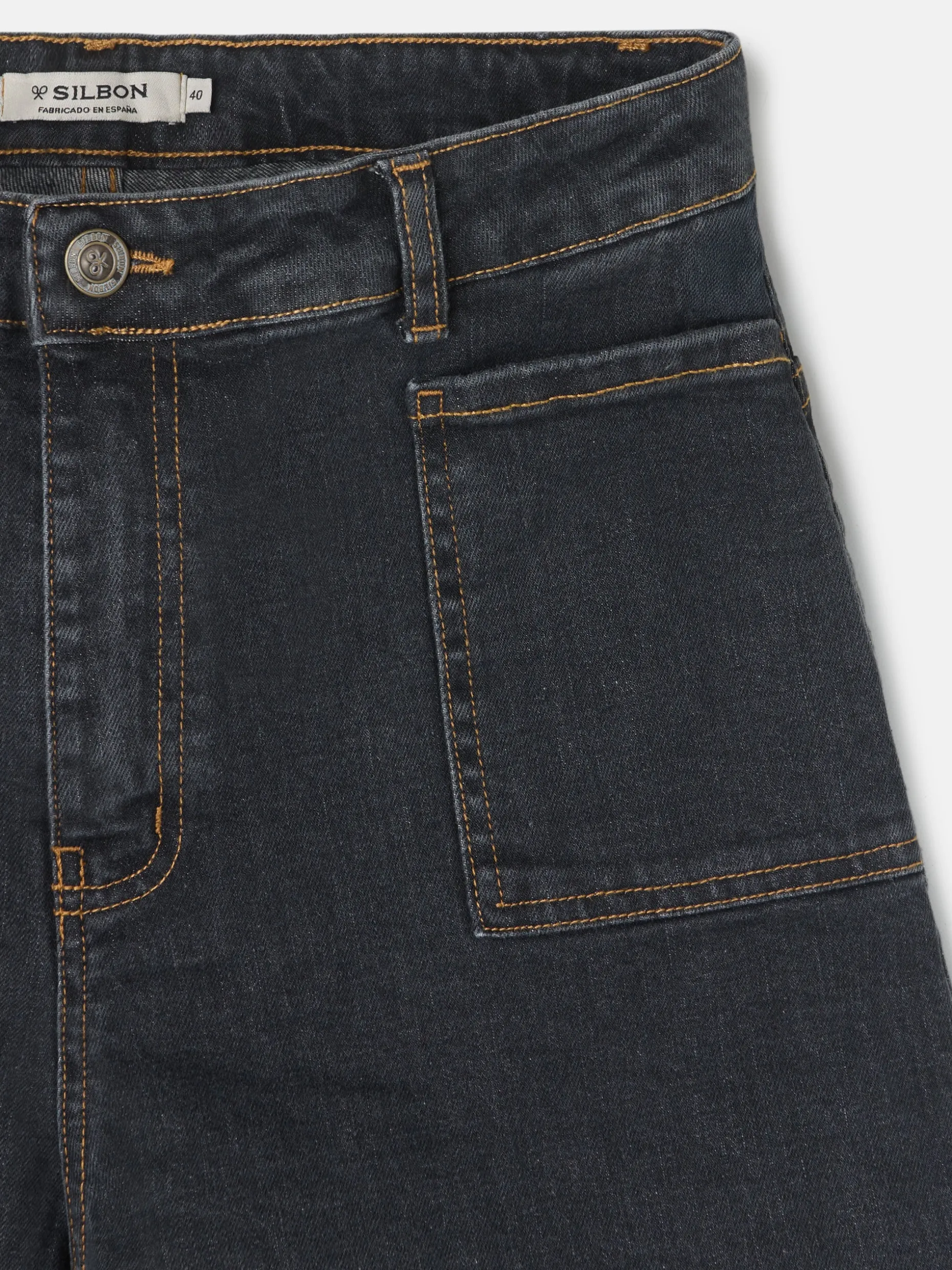 Pantalon denim espiga estampado gris