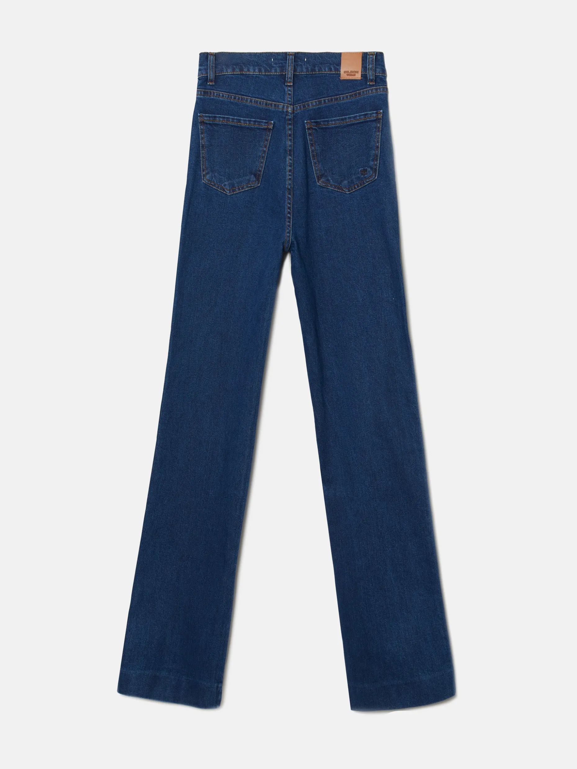 Pantalon denim flare bolsillos
