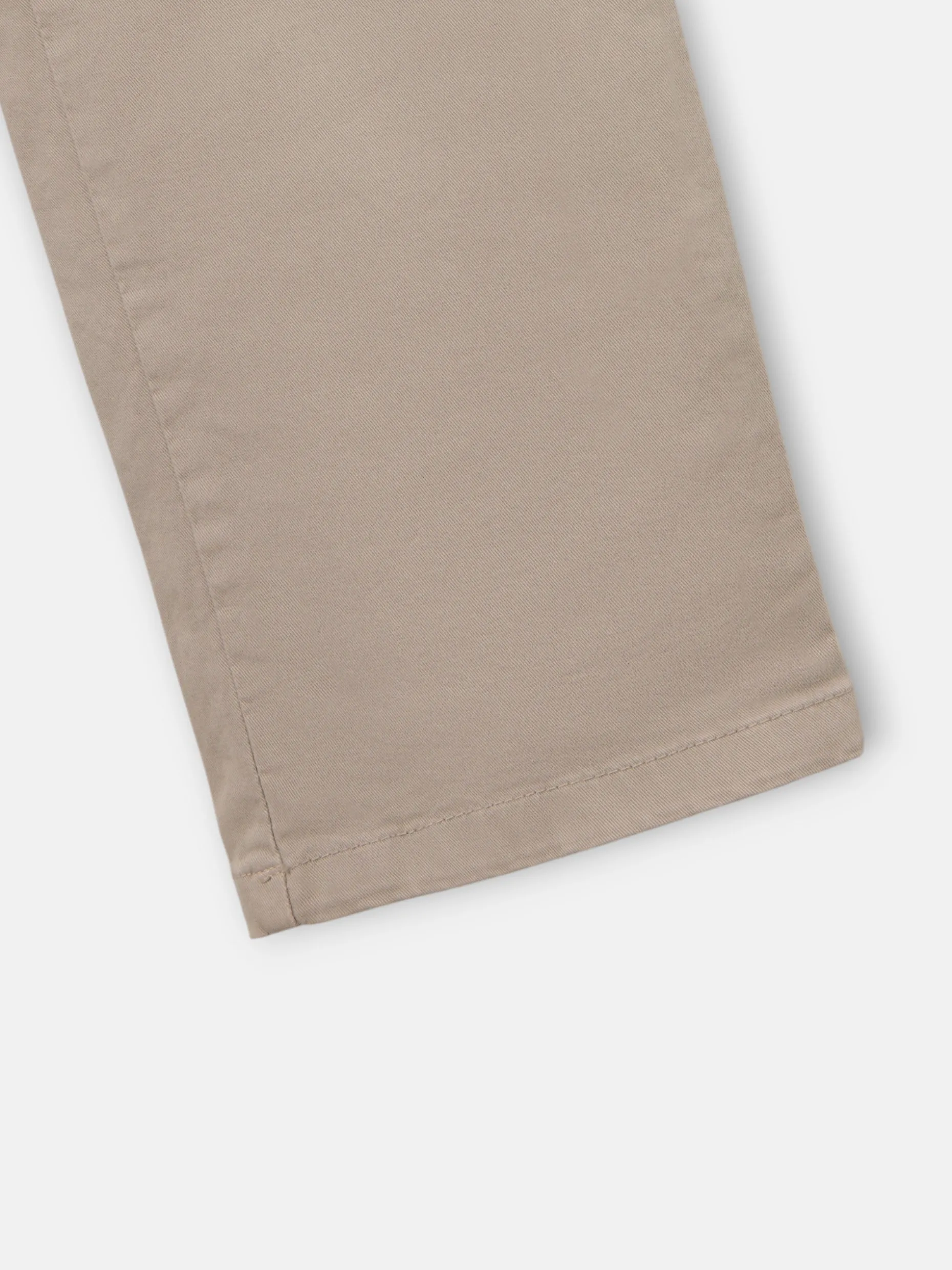 Pantalon jogger cargo pinza beige