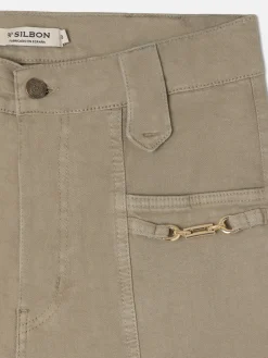 Pantalon recto detalle hebillas beige oscuro