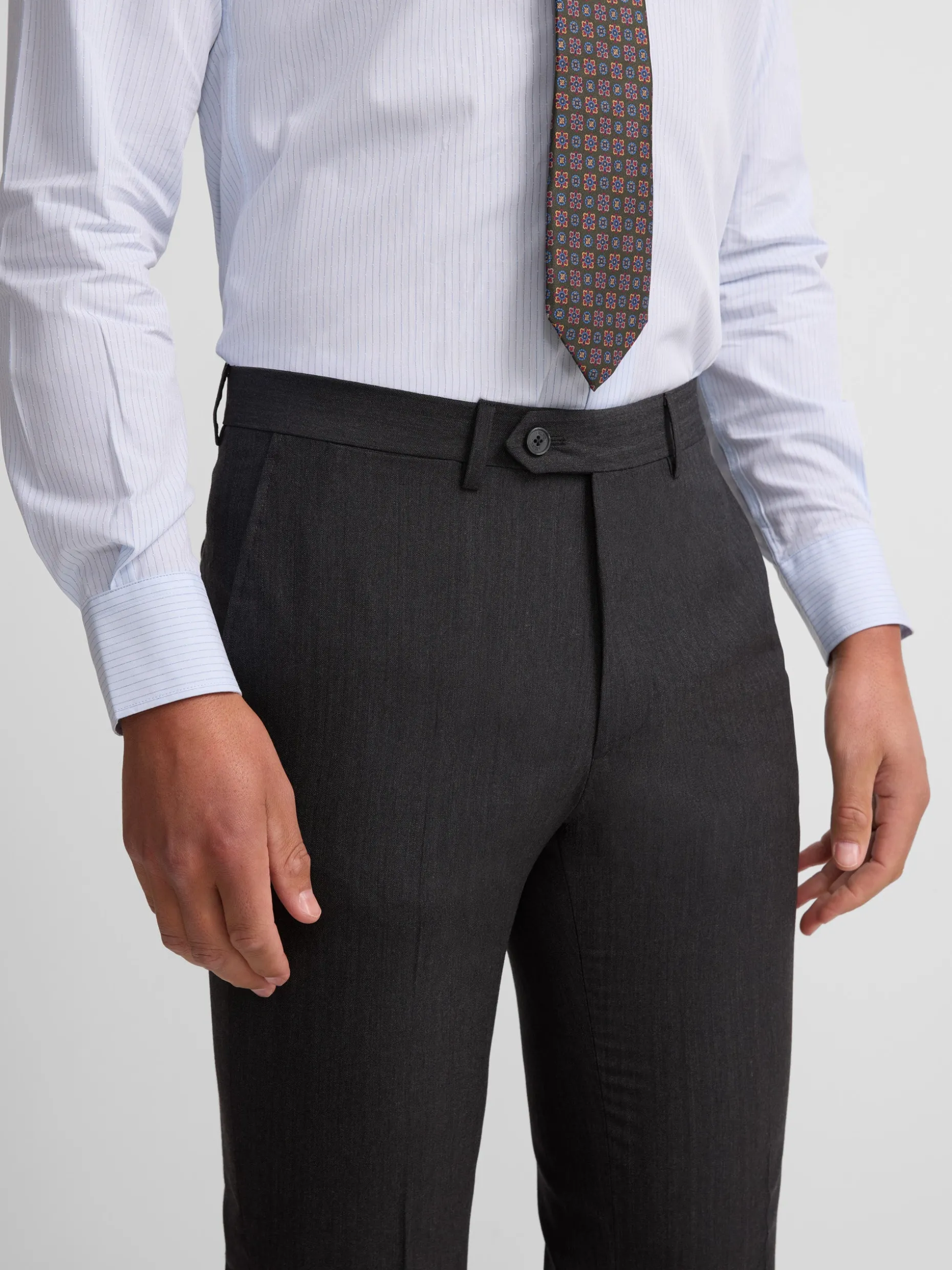 Pantalon traje clasico espiga gris