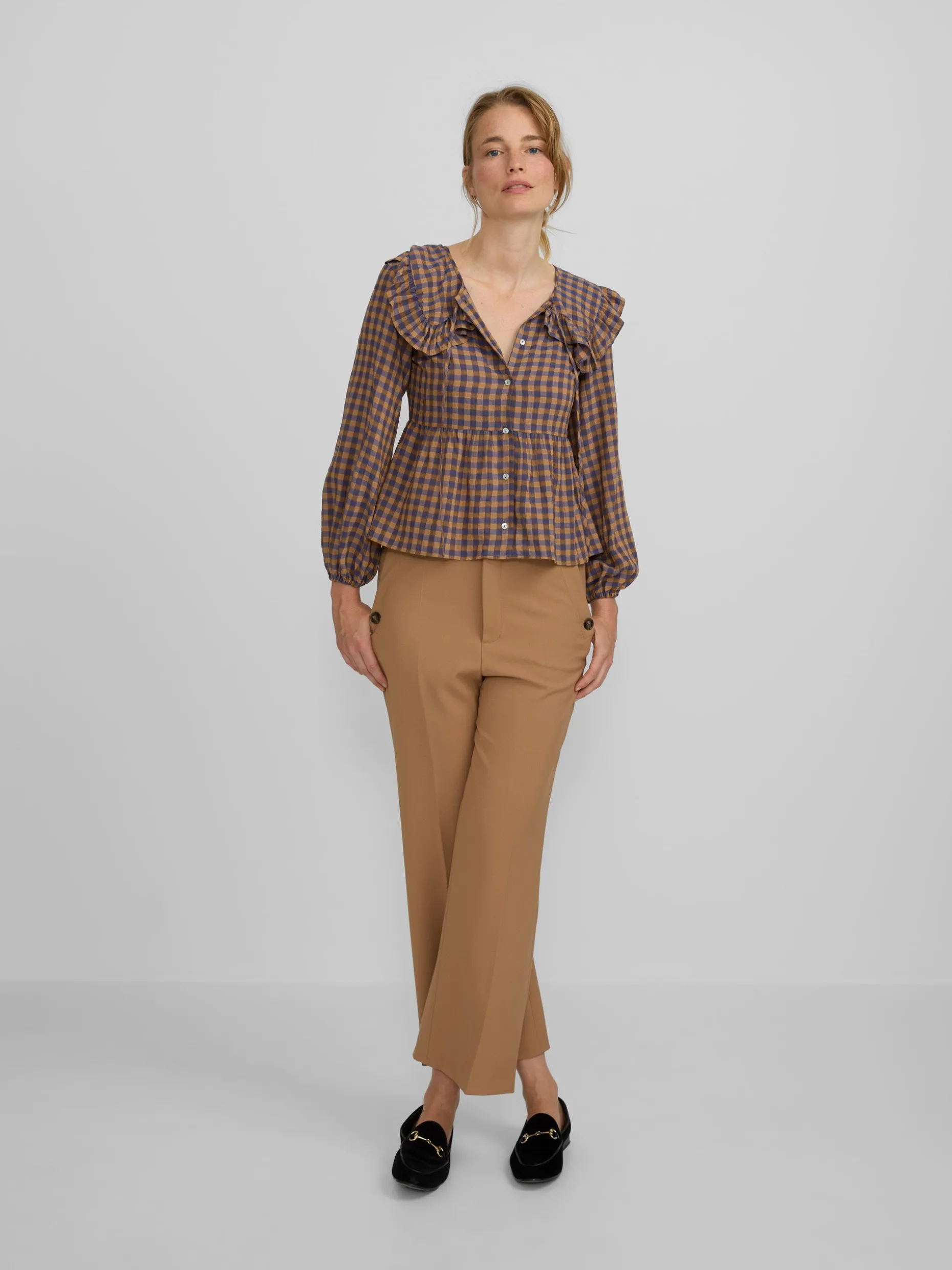Pantalon vestir marinero camel