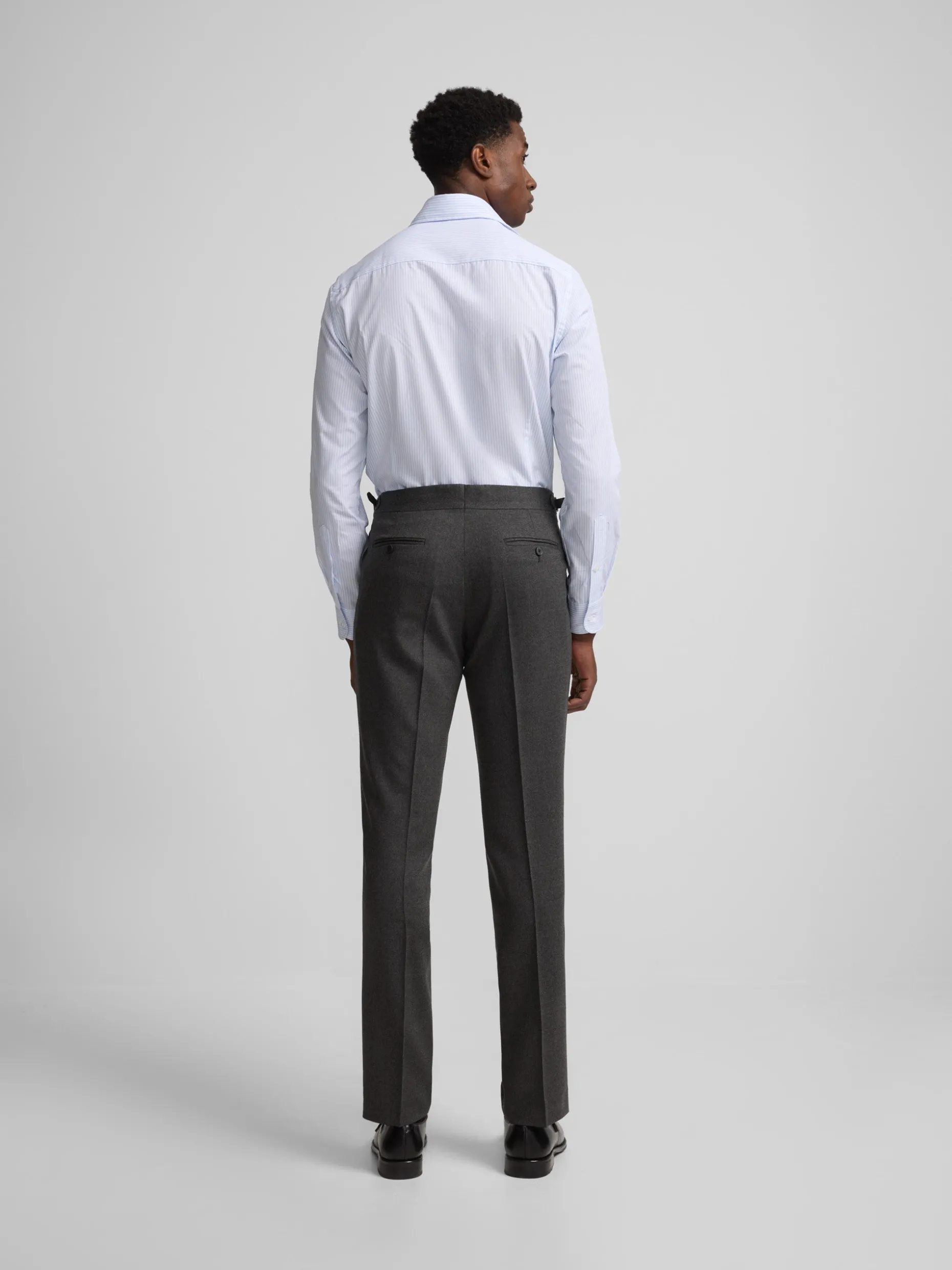 Pantalon vestir pinzas gris marengo
