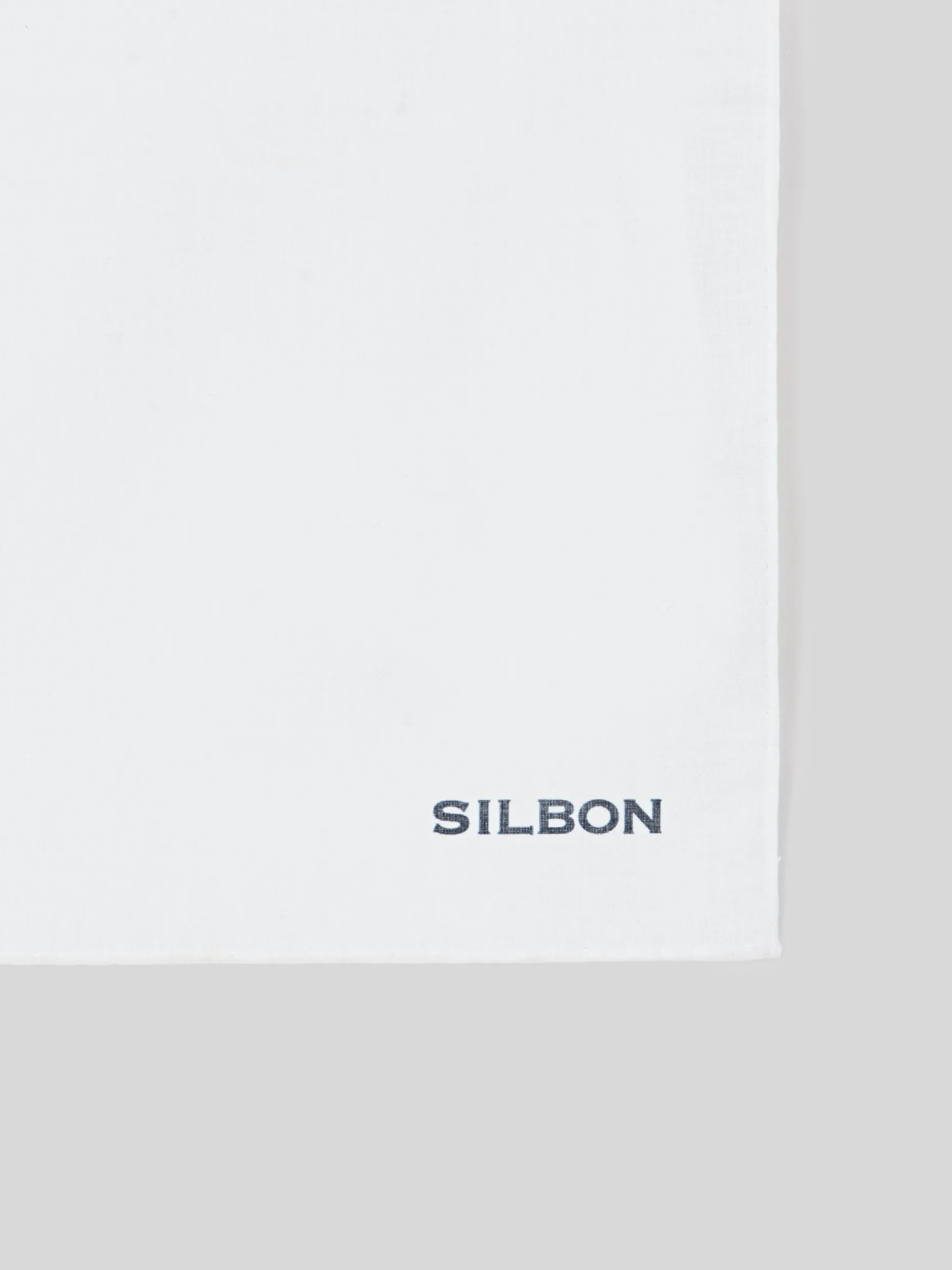 Pañuelo letras silbon blanco