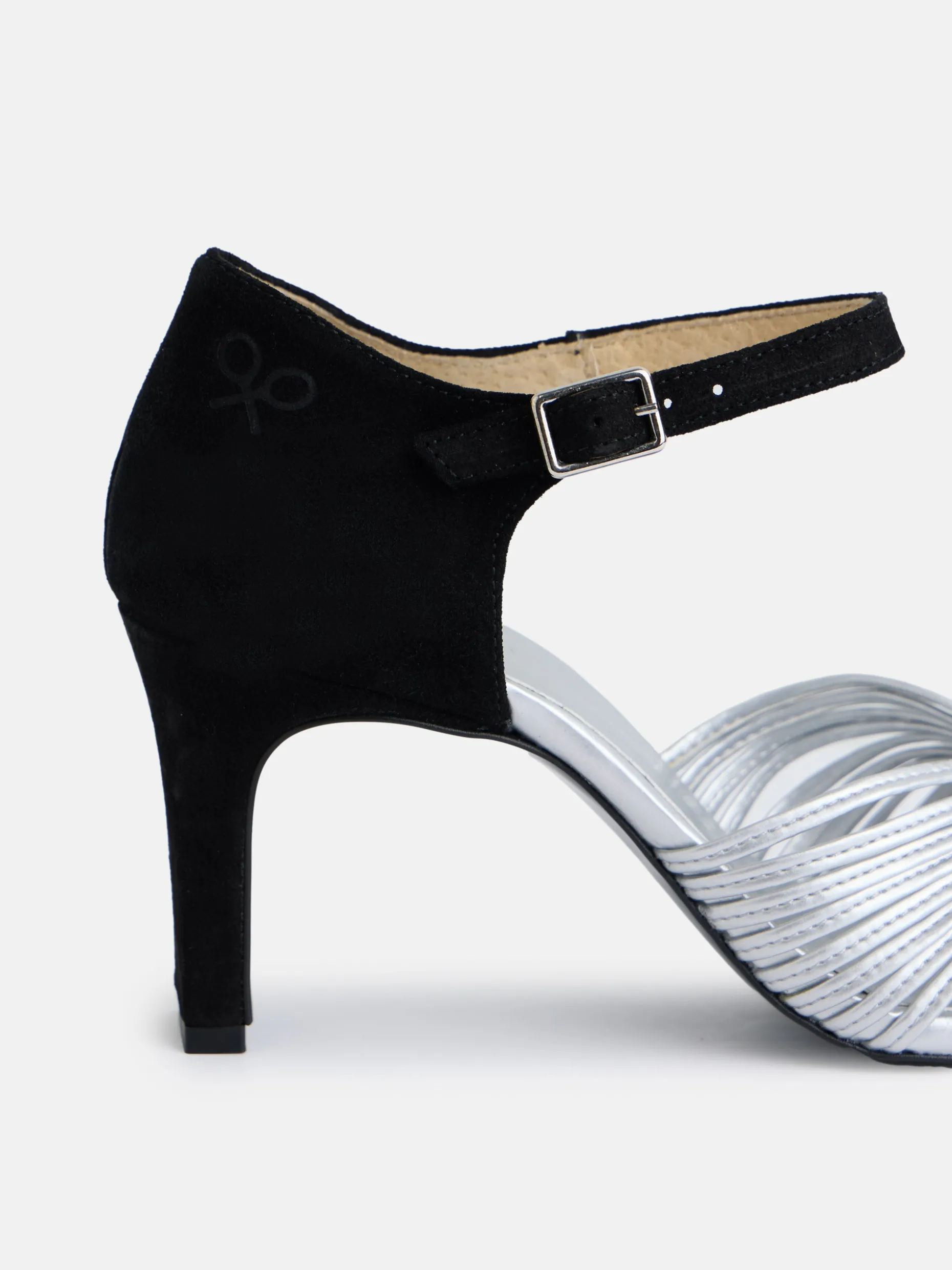 Sandalia tacon piel combinada negro y plata