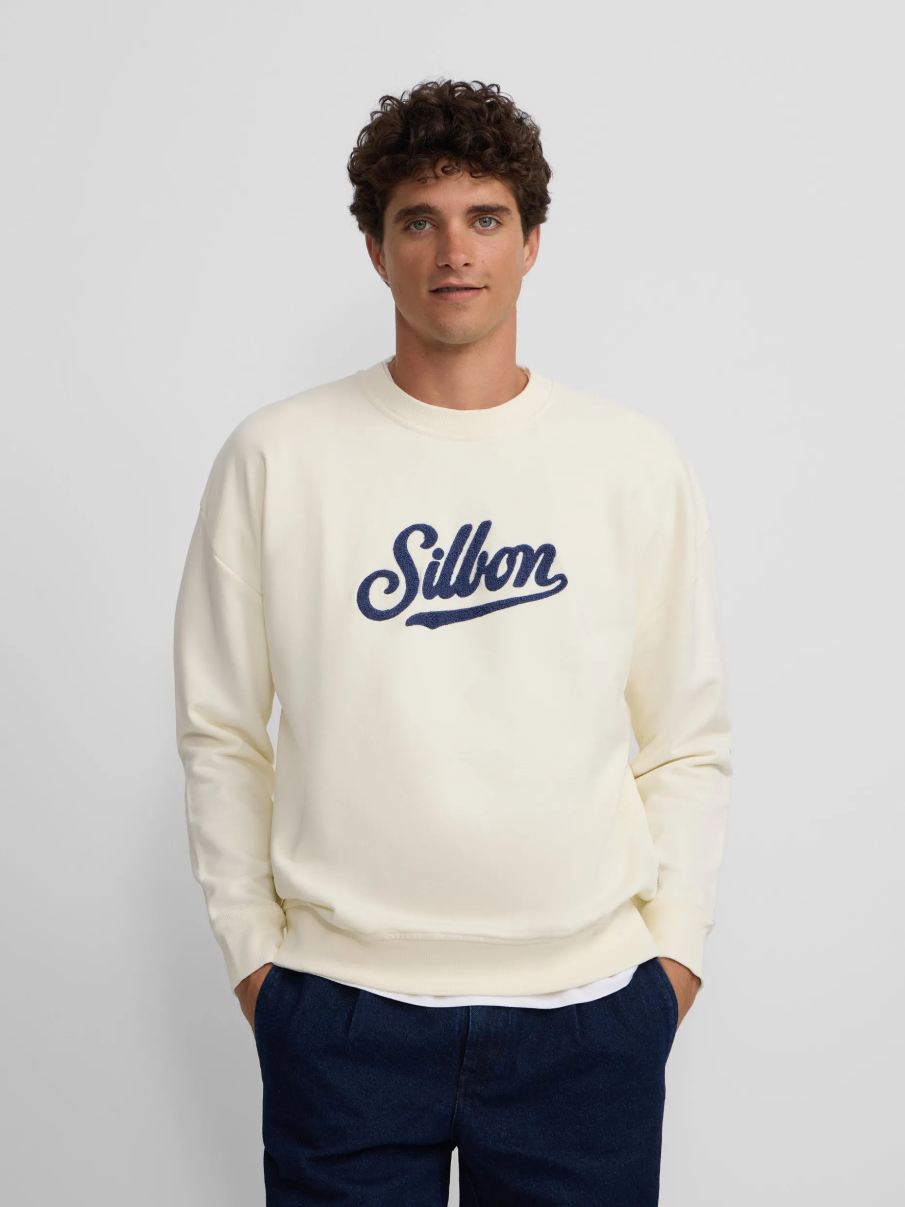 Sudadera relaxed fit retro crema