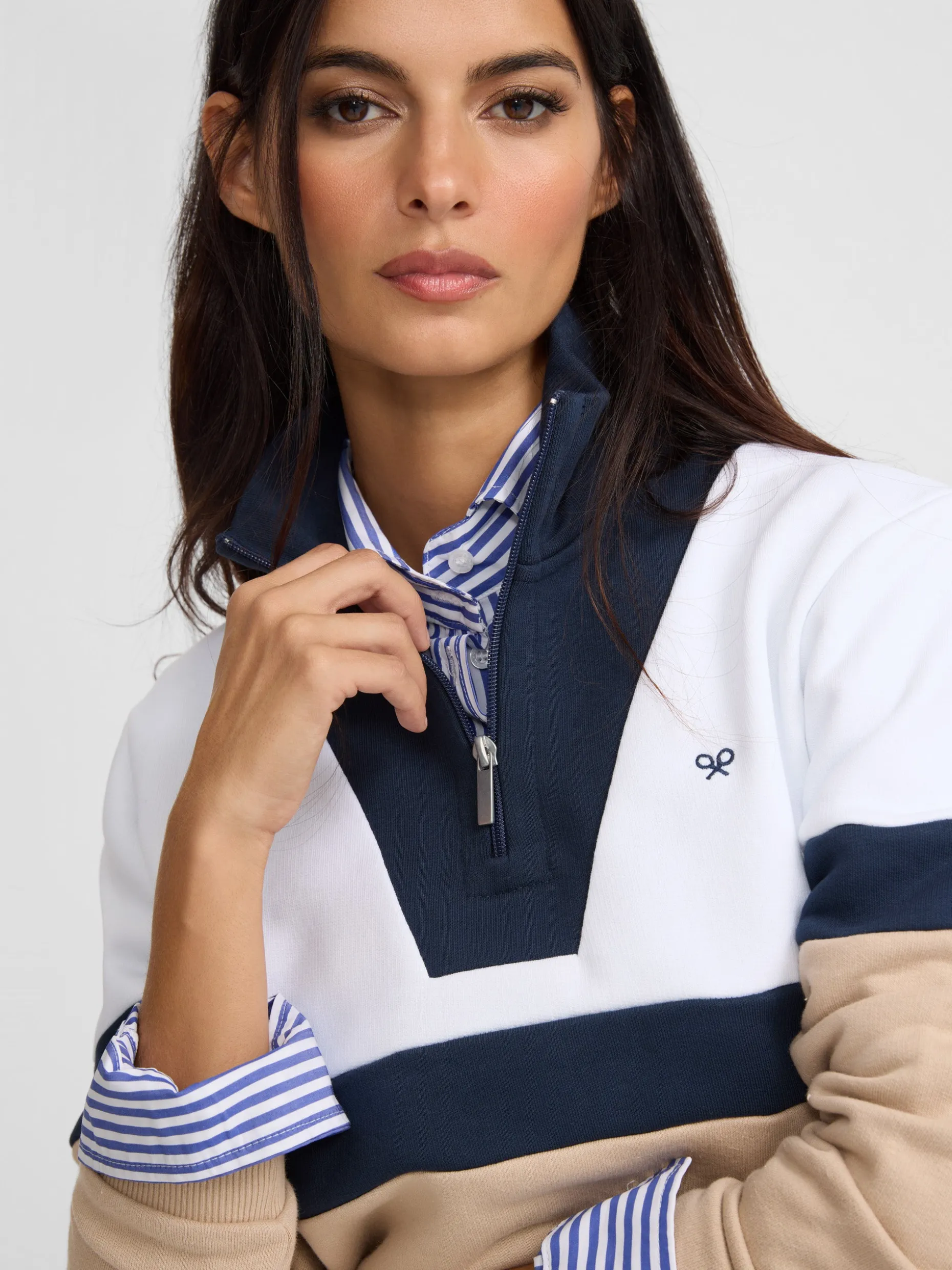 Sudadera woman tricolor azul marino y beige