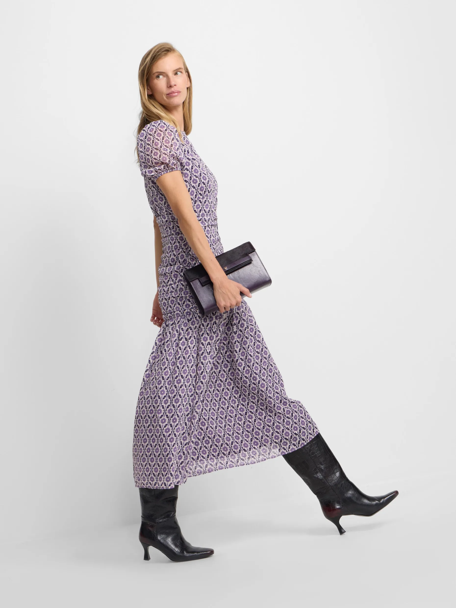 Vestido largo fruncido estampado malva