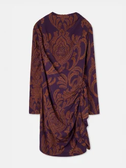 Vestido mini drapeado estampado morado y camel