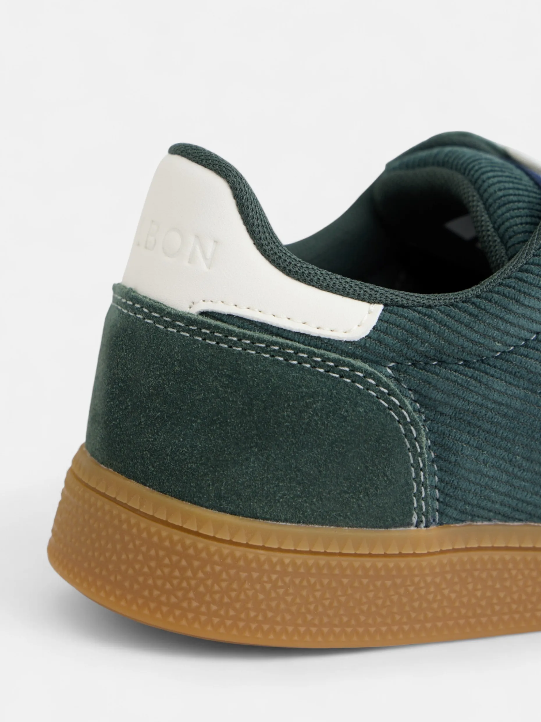 Zapatilla casual pana verde