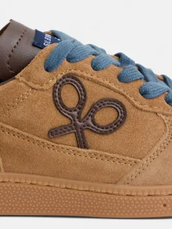 Zapatilla casual piel mostaza