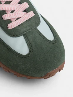 Zapatilla running rosa y verde