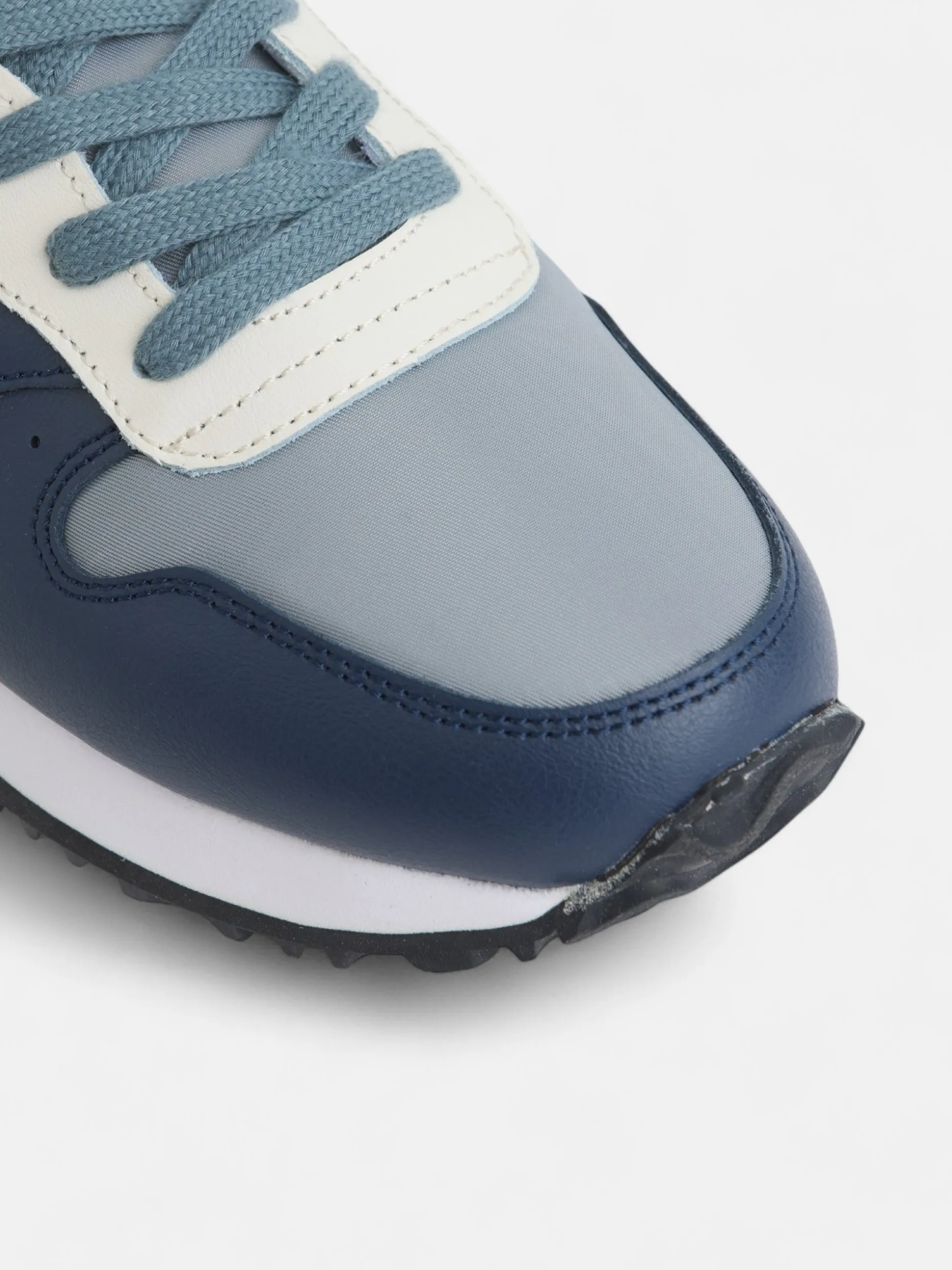 Zapatilla running sport gris