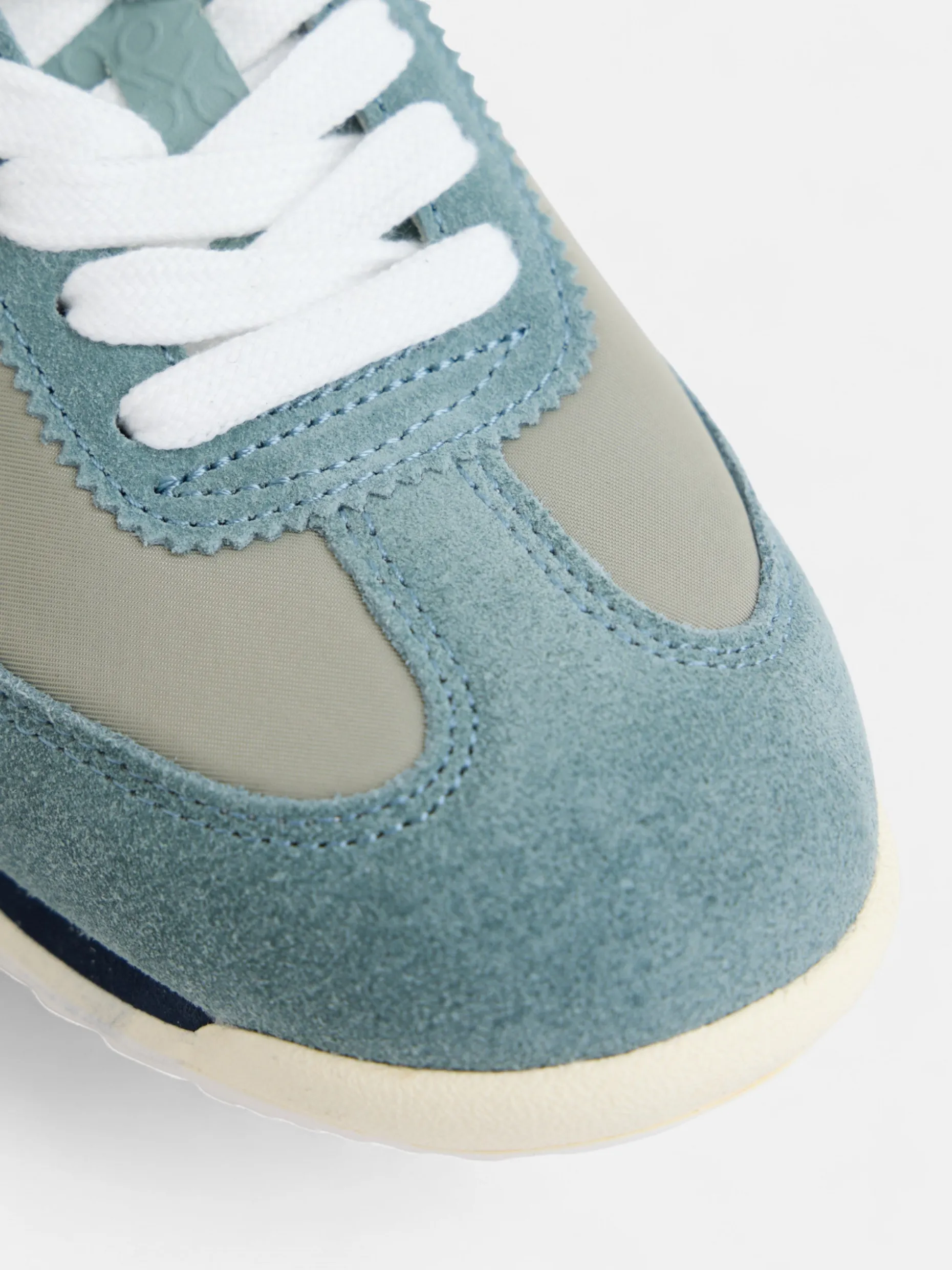 Zapatilla vintage gris azul