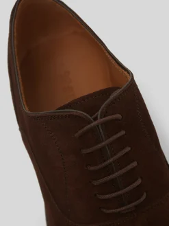 Zapato clasico ante cordones marron