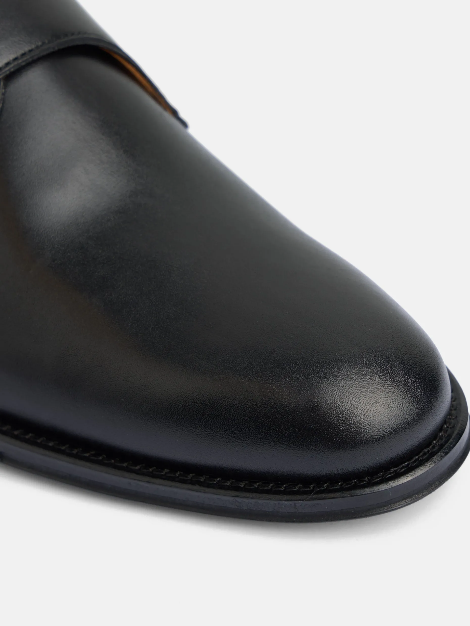 Zapato hebilla piel negro